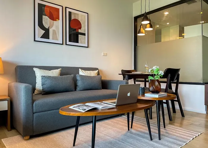 펜션 Expansive Modern - Bts Phrom Phong - Ultra Fast Wifi 방콕
